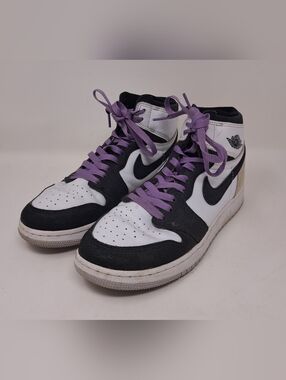 Nike Air Jordan 1 Retro High OG GS Stage Haze SIZE 7Y (Womens 8.5 US) 575441 108